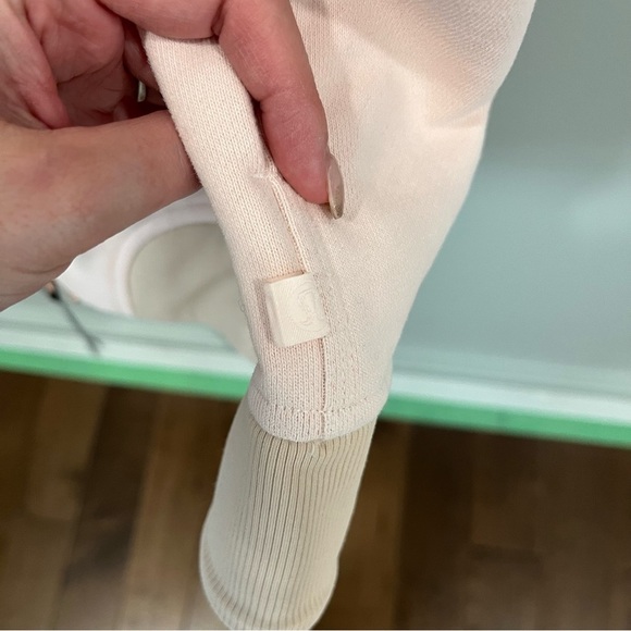 Lululemon | Departure Vest Parfait Pink 8 - Picture 6 of 10